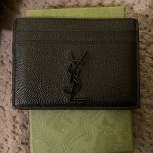 Men’s black YSL large Logo card case